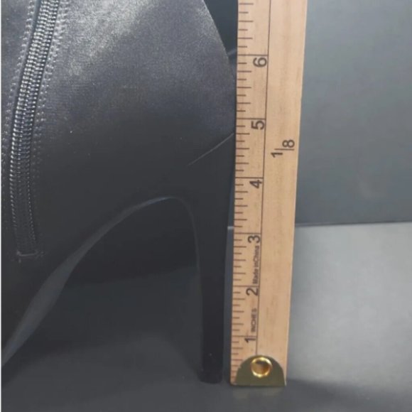 NEW Cape Robbin Thigh High Lace up Stiletto Peep Toe Heeled Boots Women Size 6.5 - Picture 3 of 3